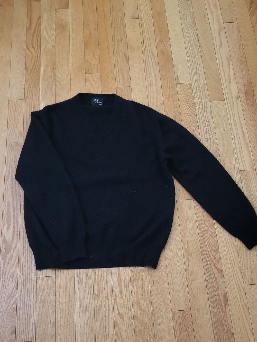 EUC 100% Cashmere Sweater M